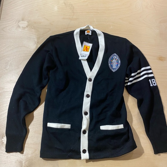 A+ St. Augustine’s University Sweater size Small (LB) - Picture 2 of 16